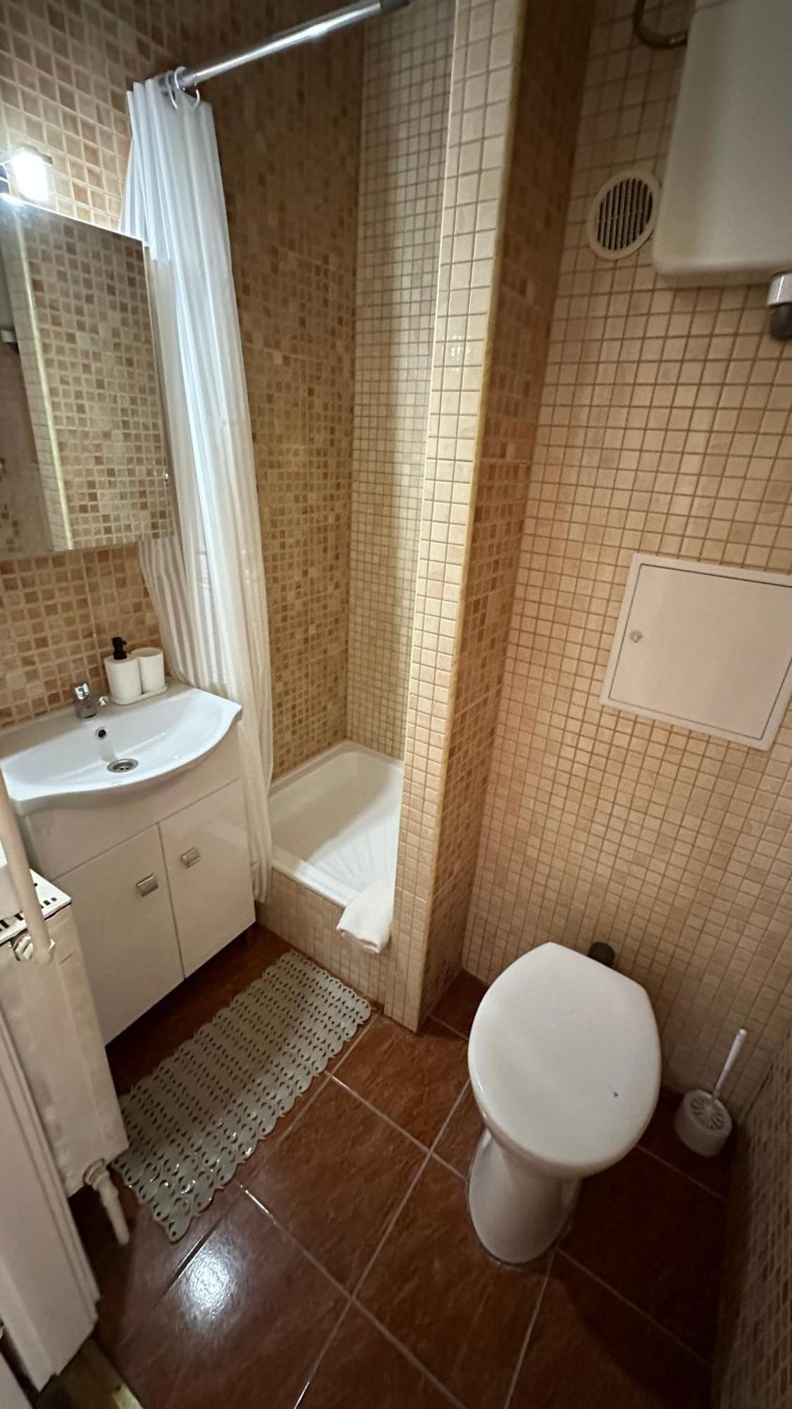 Hermina Apartmanok Westend Budapest Exteriör bild