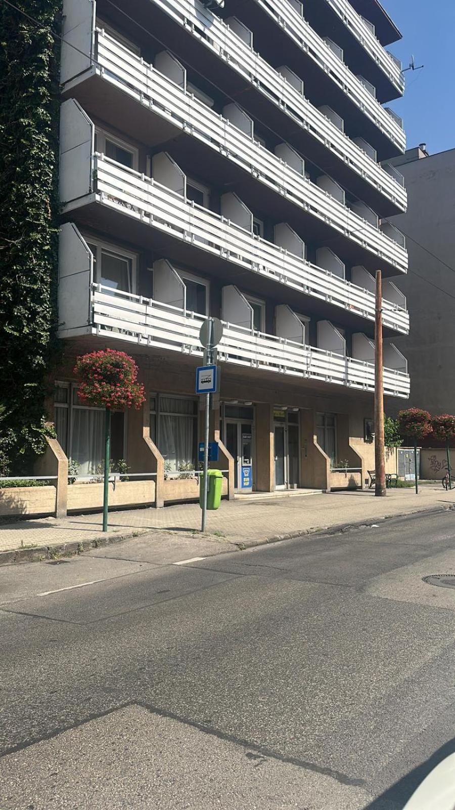 Hermina Apartmanok Westend Budapest Exteriör bild