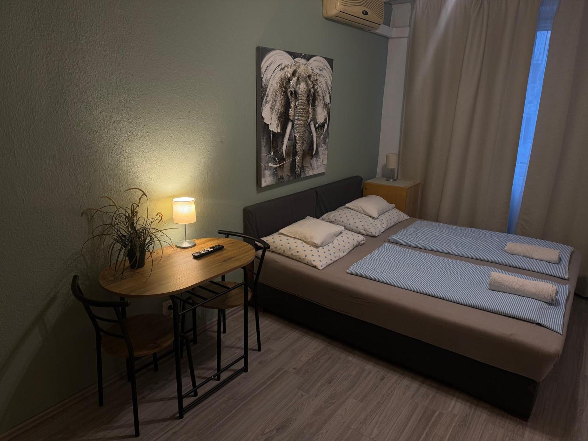 Hermina Apartmanok Westend Budapest Exteriör bild